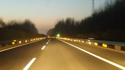 道路標(biāo)線(xiàn)工程如何科學(xué)選擇熱熔型與雙組份涂料