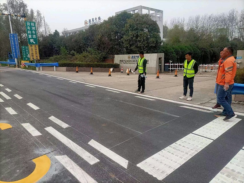 路面熱熔標線涂料,熱熔標線涂料性能,路面熱熔標線涂料特點