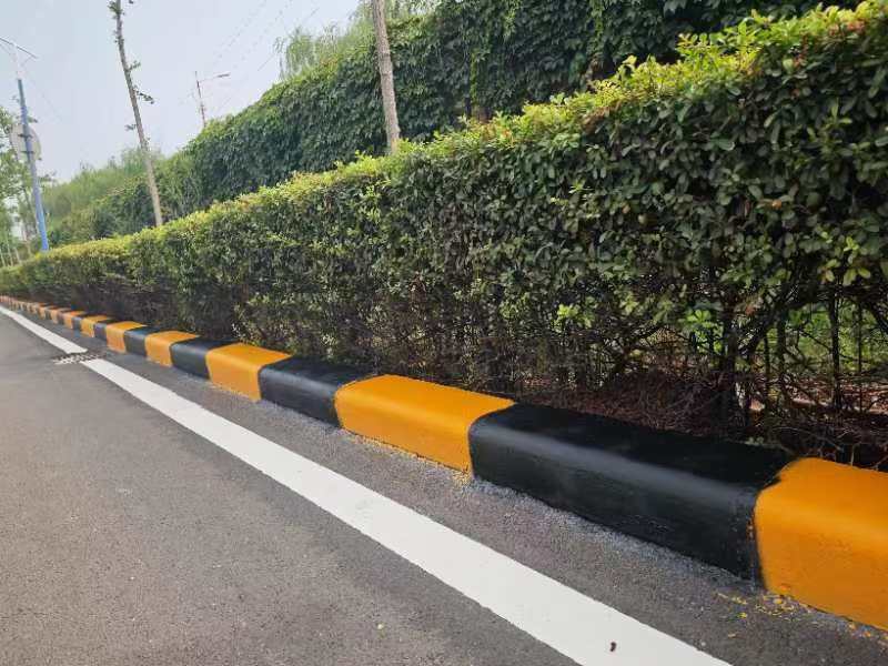 深度解析：常溫標(biāo)線涂料施工中遮蓋率不足的成因與系統(tǒng)解決方案