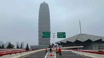 高速公路標(biāo)線涂料選型指南：熱熔/雙組份哪種更適合？