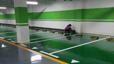 道路標(biāo)線<i style='color:red'>冷漆</i>涂料常見(jiàn)施工問(wèn)題及解決方案