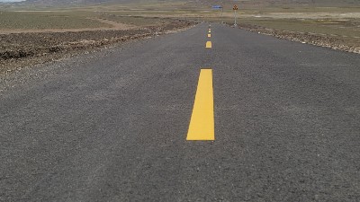 雙組份標(biāo)線涂料在復(fù)雜路面的應(yīng)用案例