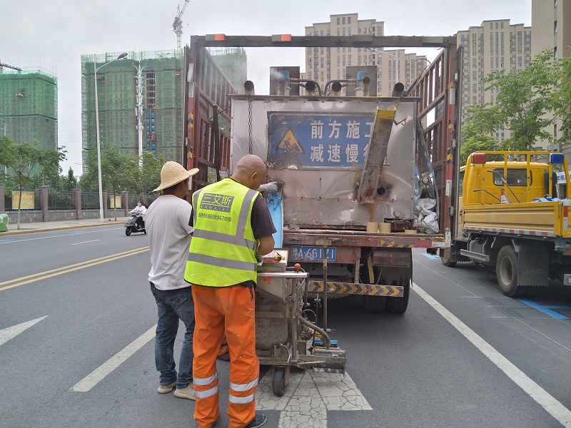 熱熔標(biāo)線涂料,高速公路,高速公路熱熔標(biāo)線涂料