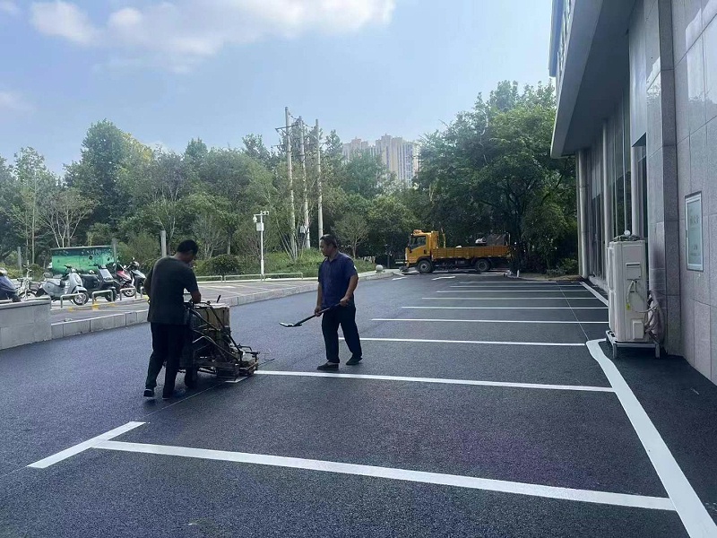 熱熔型道路標(biāo)線涂料,道路標(biāo)線涂料優(yōu)勢(shì),道路標(biāo)線涂料