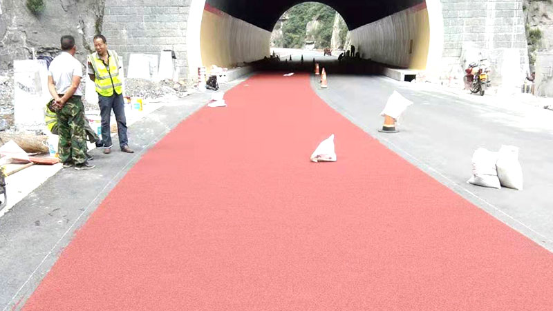 彩色防滑路面涂料,彩色防滑路面涂料施工,彩色防滑路面涂料問題