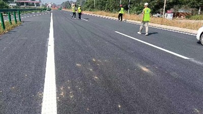 熱熔標(biāo)線涂料選購(gòu)指南！這5個(gè)指標(biāo)決定施工成敗