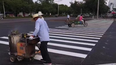 熱熔標(biāo)線涂料 vs 雙組份涂料：優(yōu)劣對(duì)比