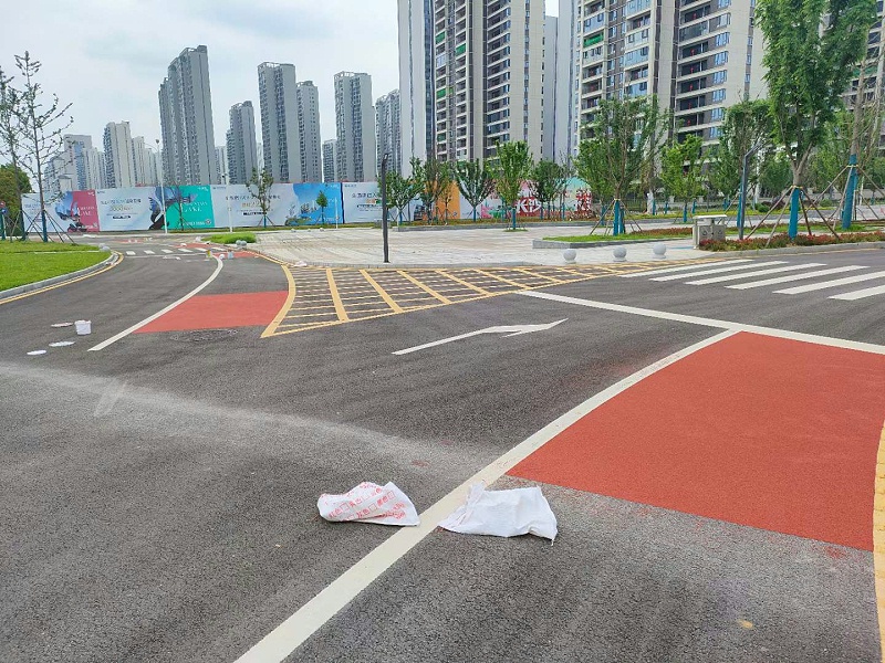 彩色防滑路面涂料,城市道路防滑涂料,彩色防滑路面涂料廠家