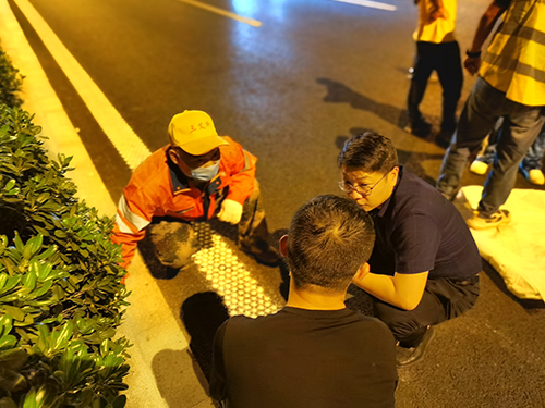 三艾斯-技術(shù)員指導(dǎo)施工（二）