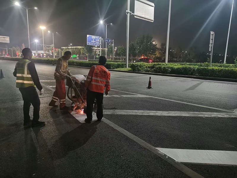 熱熔標(biāo)線涂料,耐磨熱熔標(biāo)線涂料,道路標(biāo)線