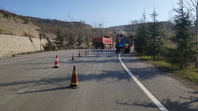 熱熔標(biāo)線涂料適用性廣泛，不受氣候與路面材料限制