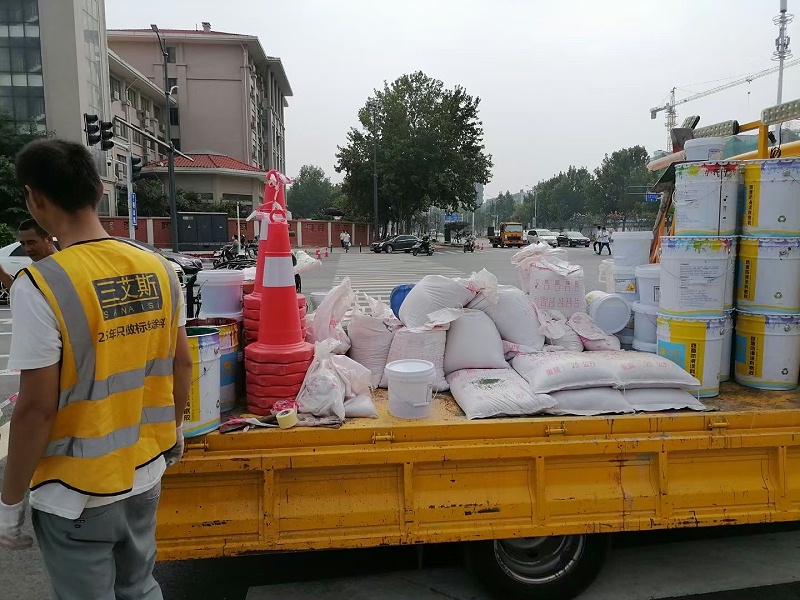 熱熔標(biāo)線涂料適用性,熱熔標(biāo)線涂料工廠,熱熔標(biāo)線涂料