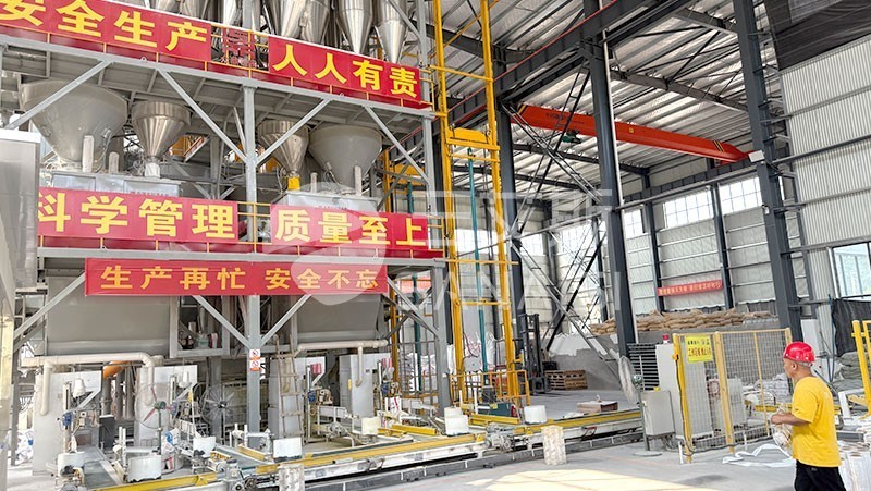 彩色防滑路面防止出現(xiàn)損壞的三種方法