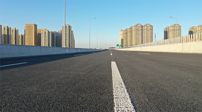 道路施工新選擇：雙組份標(biāo)線涂料，攻克難題效果佳
