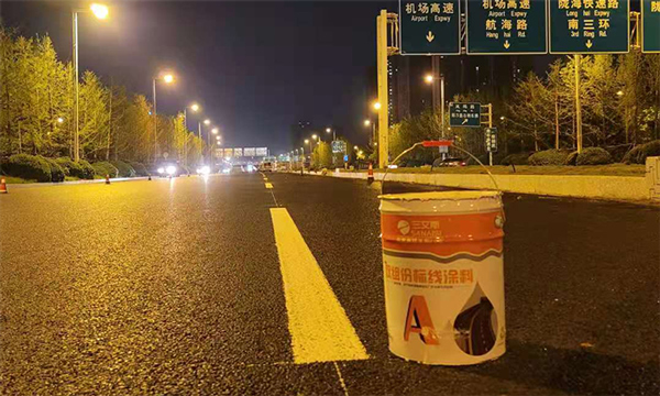 雙組份標(biāo)線的適用范圍為何那么廣泛？