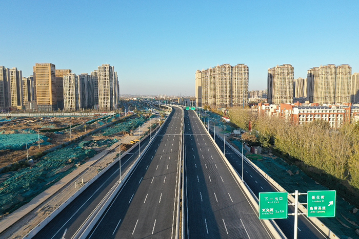 三艾斯雙組份標(biāo)線(xiàn)涂料在鄭州市四環(huán)線(xiàn)的高效應(yīng)用