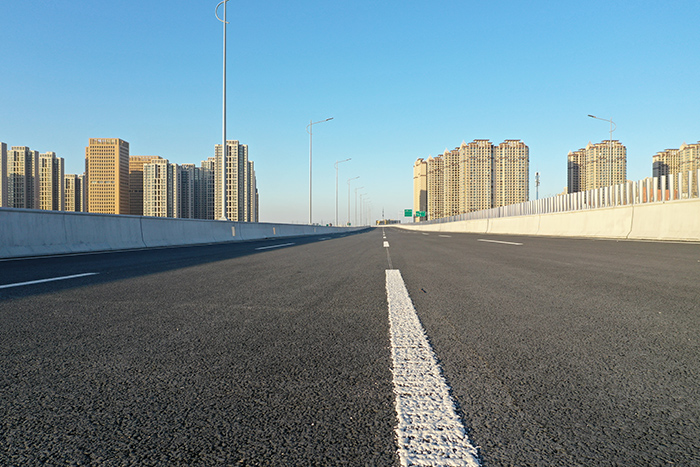 三艾斯雙組份標(biāo)線(xiàn)涂料在鄭州市四環(huán)線(xiàn)的高效應(yīng)用