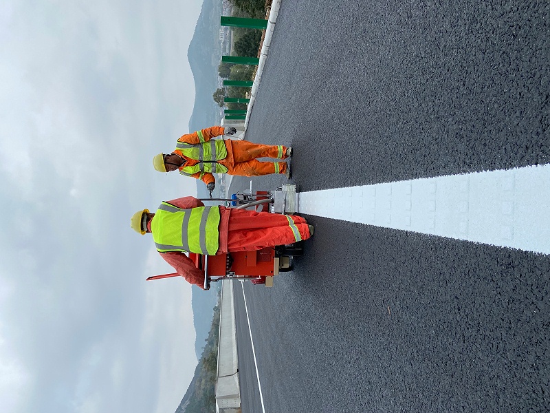 雙組份標(biāo)線涂料施工,雙組份標(biāo)線涂料