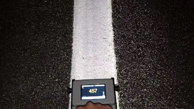 道路標(biāo)線熱熔涂料在雨夜環(huán)境下的反光效果