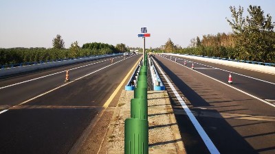 防滑標(biāo)線涂料在高速公路中的應(yīng)用案例