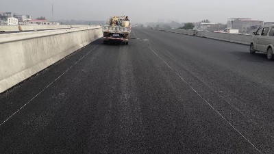 道路標(biāo)線熱熔涂料常見(jiàn)施工問(wèn)題診斷與解決方案大全