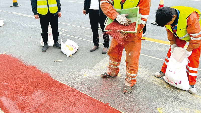 彩色防滑路面在不同路面基礎(chǔ)的使用