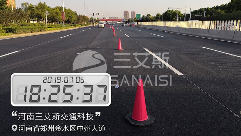 熱熔標(biāo)線涂料熔溫高,熱熔標(biāo)線涂料,三艾斯熱熔標(biāo)線涂料廠家