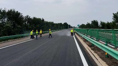 道路標(biāo)線涂料在不同氣候下的適應(yīng)性