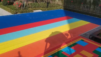 景區(qū)網(wǎng)紅路標配！<i style='color:red'>彩色防滑路面</i>涂料顏值抗打不褪色