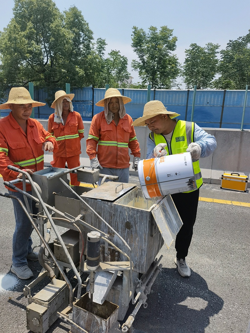 雙組份標(biāo)線涂料價格,雙組份標(biāo)線涂料,雙組份標(biāo)線涂料市場