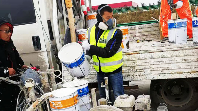 雙組份標(biāo)線涂料,雙組份涂料