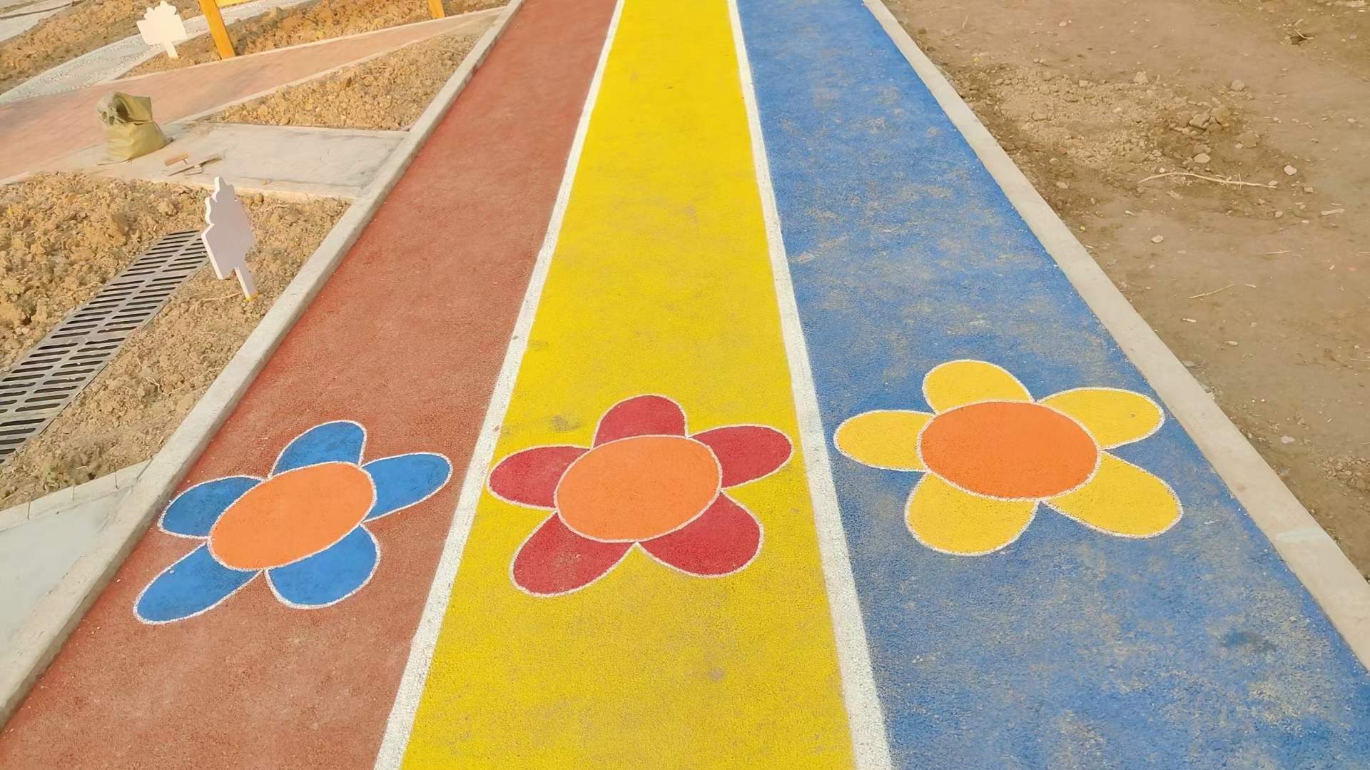 交通標(biāo)線涂料施工必看！道路標(biāo)線是這樣劃出來(lái)的