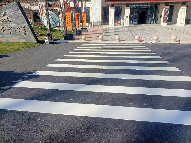 道路標(biāo)線熱熔涂料,道路標(biāo)線熱熔涂料施工,標(biāo)線熱熔涂料